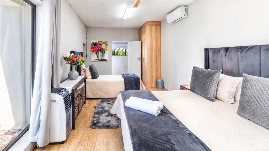 To Let 5 Bedroom Property for Rent in Schoemansville North West